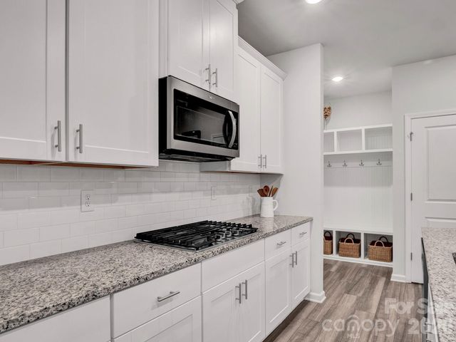 300 Cedar Knoll Circle, Pineville, NC 28134