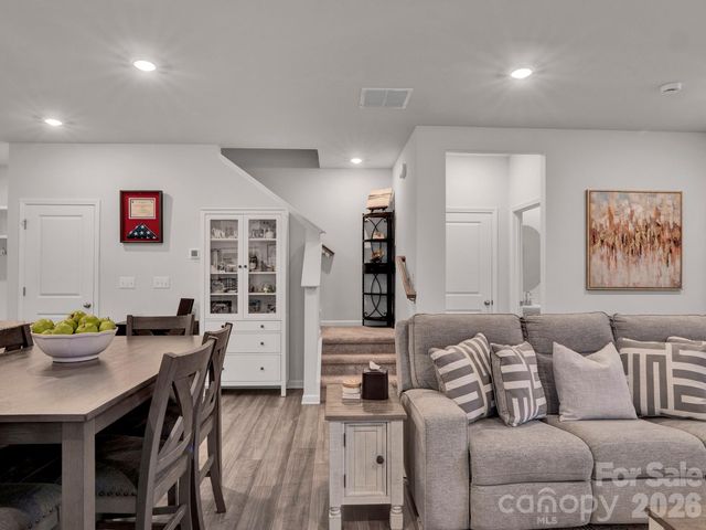 300 Cedar Knoll Circle, Pineville, NC 28134