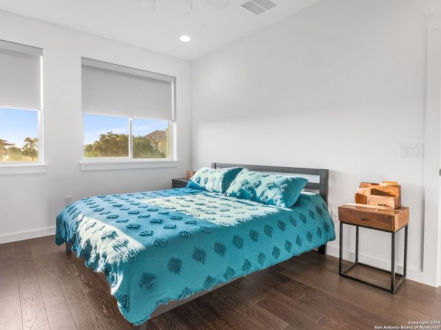 102 Tendick Unit 606, San Antonio, TX 78209