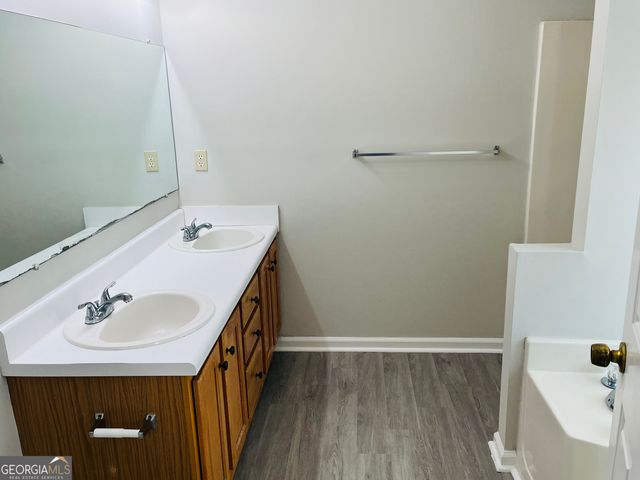 5612 Feldwood Road, Atlanta, GA 30349