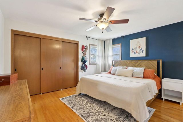 630 Pleasant DRIVE, Hartland, WI 53029