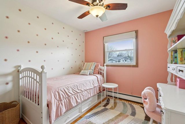 630 Pleasant DRIVE, Hartland, WI 53029