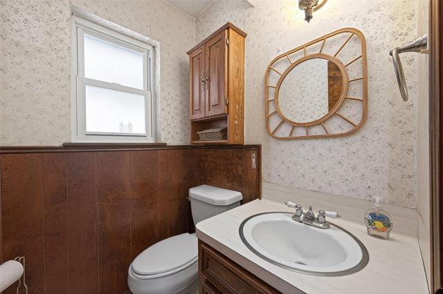 5918 Lodge Creek Drive, Houston, TX 77066