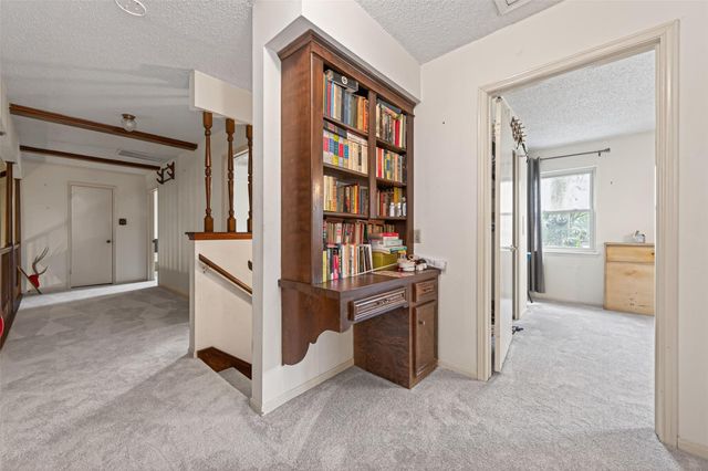 5918 Lodge Creek Drive, Houston, TX 77066