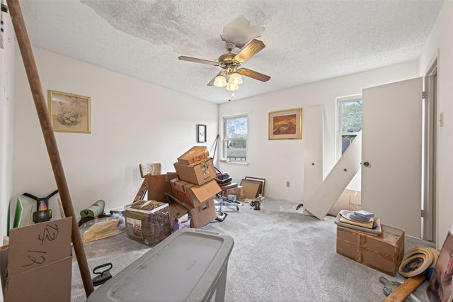 5918 Lodge Creek Drive, Houston, TX 77066