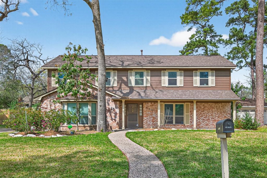 5918 Lodge Creek Drive, Houston, TX 77066