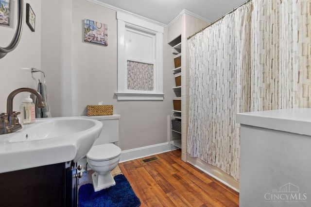 6705 Merwin Avenue, Cincinnati, OH 45227