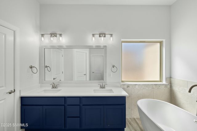 1534 Lenox Avenue, Las Cruces, NM 88005