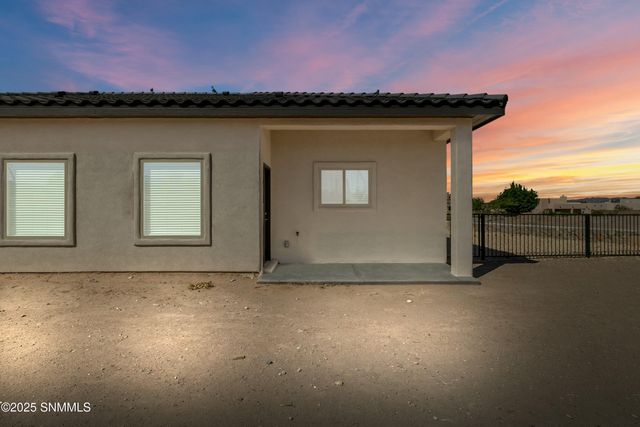 1534 Lenox Avenue, Las Cruces, NM 88005