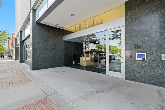 432 S Washington Avenue 1506, Royal Oak, MI 48067