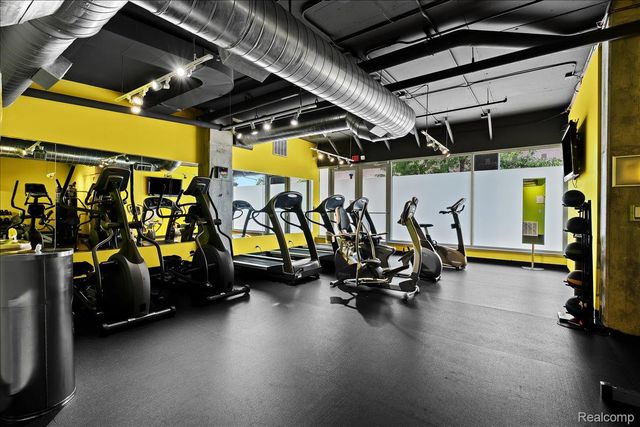 432 S Washington Avenue 1506, Royal Oak, MI 48067