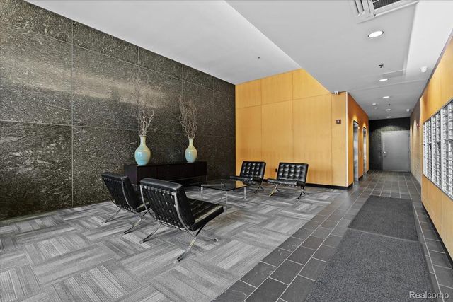 432 S Washington Avenue 1506, Royal Oak, MI 48067