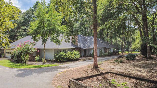 69 Waterway Drive, Cataula, GA 31804