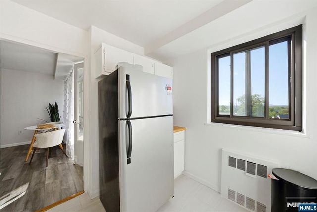 90 Prospect Avenue 8C, Hackensack, NJ 07601