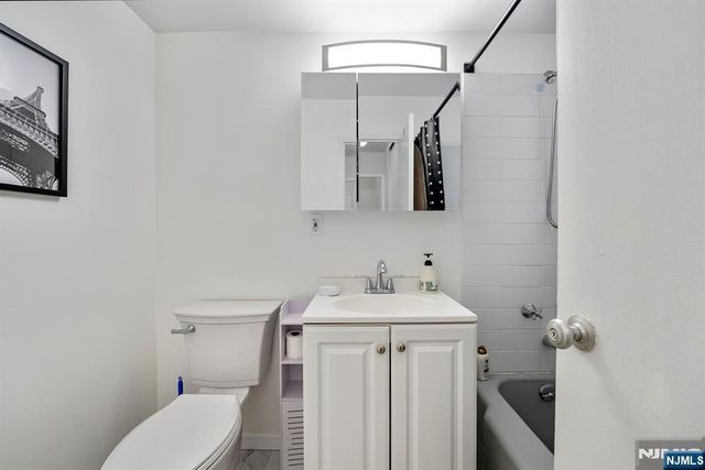 90 Prospect Avenue 8C, Hackensack, NJ 07601
