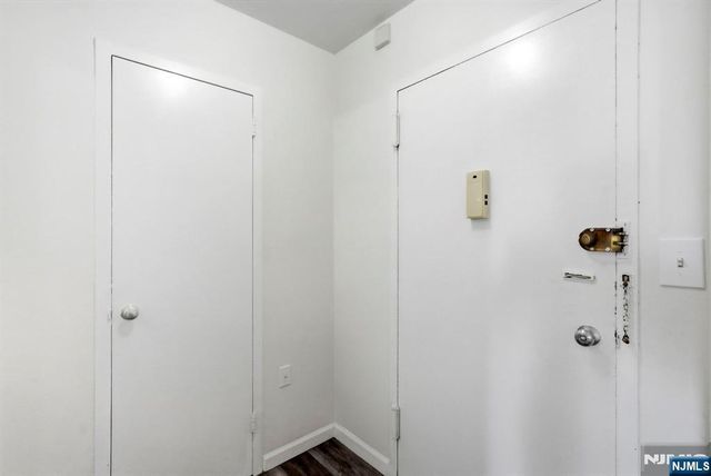 90 Prospect Avenue 8C, Hackensack, NJ 07601