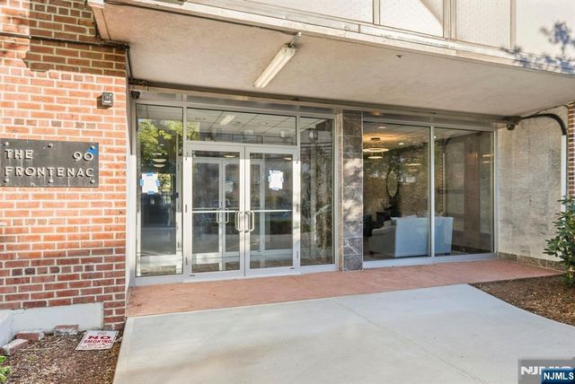 90 Prospect Avenue 8C, Hackensack, NJ 07601