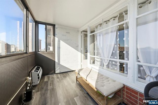 90 Prospect Avenue 8C, Hackensack, NJ 07601