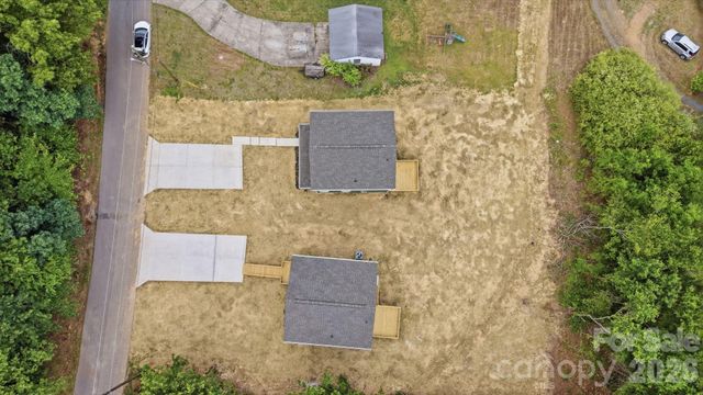 908 Dewey Street, Badin, NC 28009