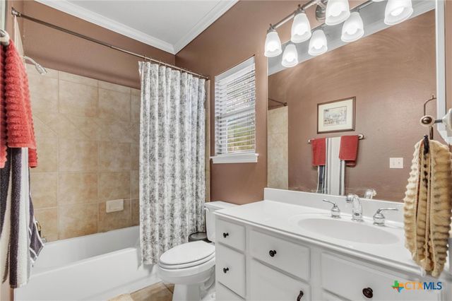 2072 Stonehaven, New Braunfels, TX 78130