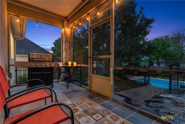 2072 Stonehaven, New Braunfels, TX 78130