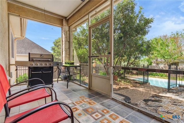 2072 Stonehaven, New Braunfels, TX 78130