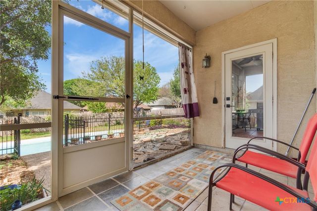 2072 Stonehaven, New Braunfels, TX 78130