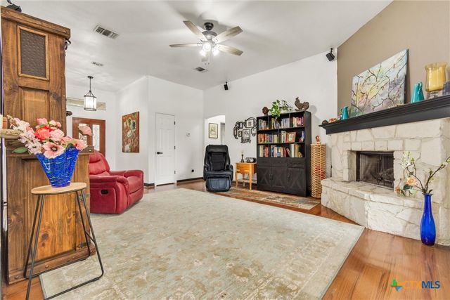 2072 Stonehaven, New Braunfels, TX 78130