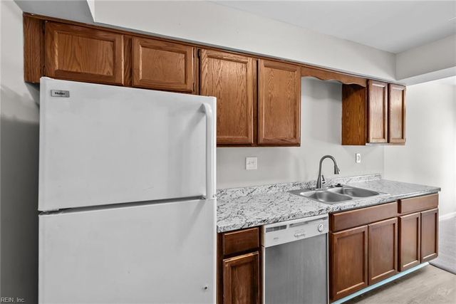 3968 Wyckoff DR, Virginia Beach, VA 23452