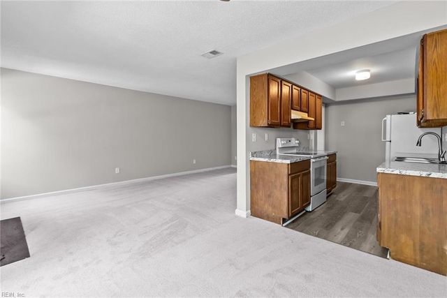 3968 Wyckoff DR, Virginia Beach, VA 23452