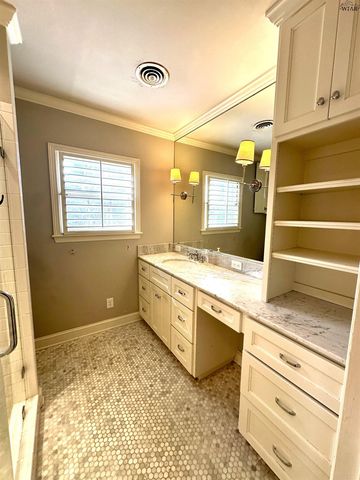 2409 ELLINGHAM DRIVE, Wichita Falls, TX 76308