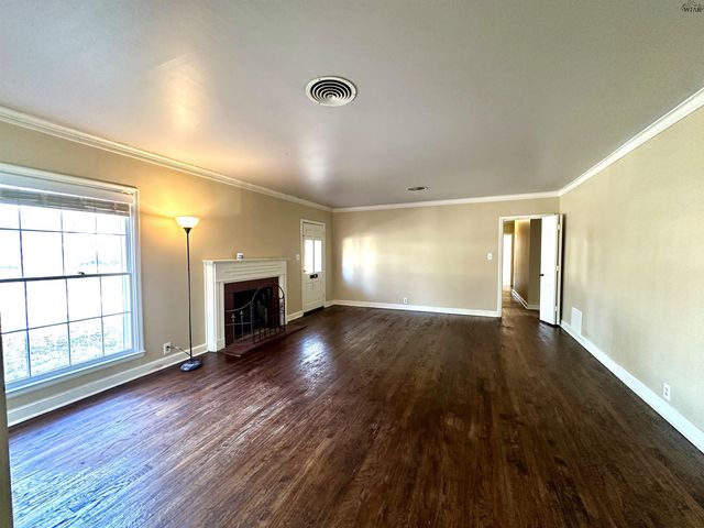 2409 ELLINGHAM DRIVE, Wichita Falls, TX 76308