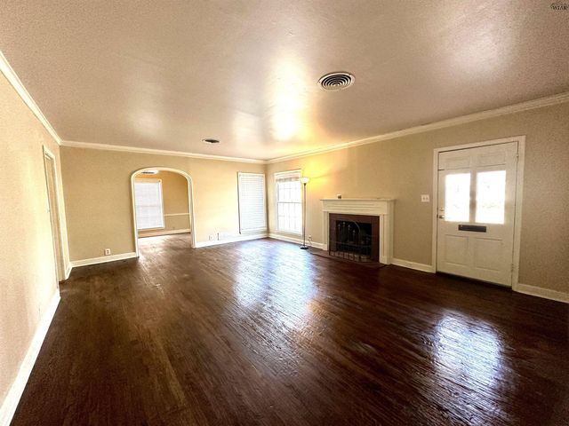 2409 ELLINGHAM DRIVE, Wichita Falls, TX 76308