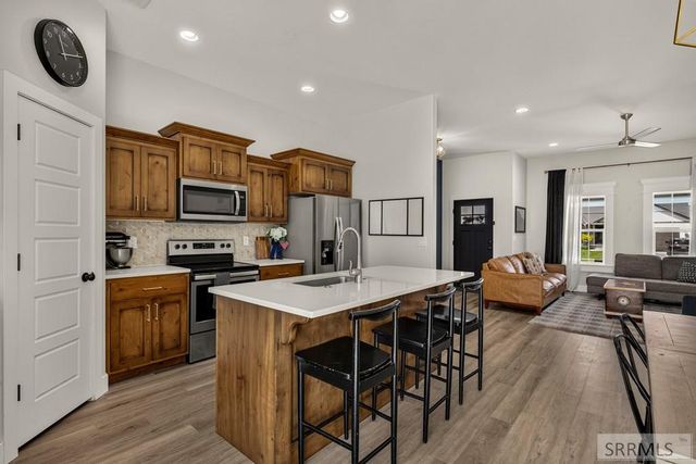 7085 S Hamden Avenue, Idaho Falls, ID 83402