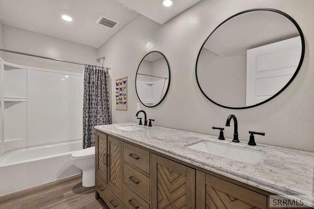 7085 S Hamden Avenue, Idaho Falls, ID 83402