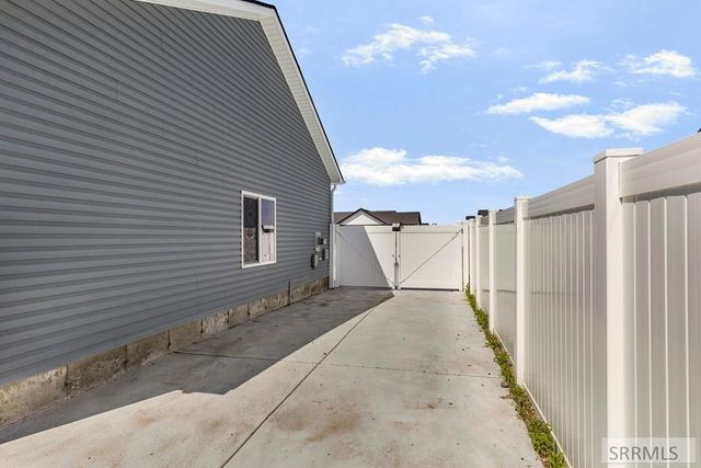 7085 S Hamden Avenue, Idaho Falls, ID 83402