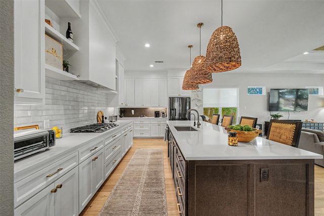 1209 Hilltop Drive TX, Grapevine, TX 76051