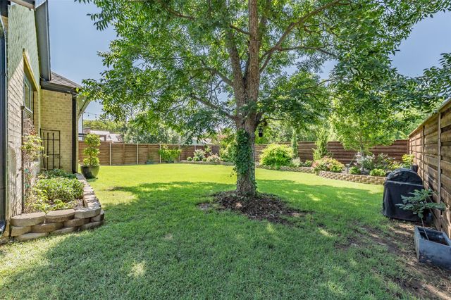 1209 Hilltop Drive TX, Grapevine, TX 76051