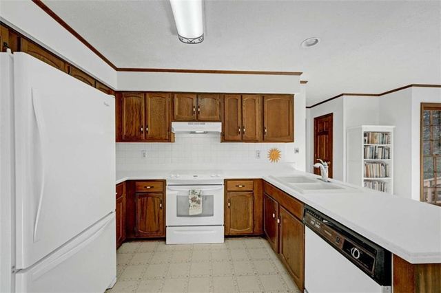 1494 Oak Springs Drive, Marietta, GA 30066