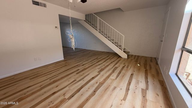 3518 W DUNLAP Avenue 176, Phoenix, AZ 85051