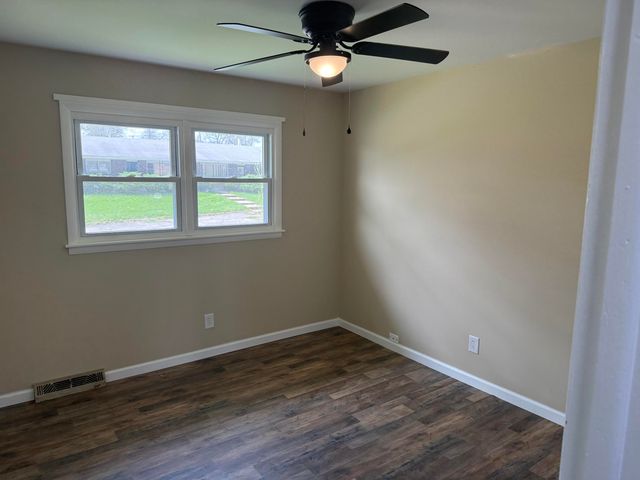 5625 Massachusetts Street, Merrillville, IN 46410