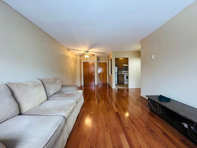 624 Hyde Park Ave C3, Boston, MA 02131