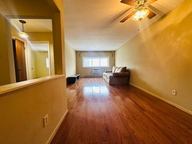 624 Hyde Park Ave C3, Boston, MA 02131