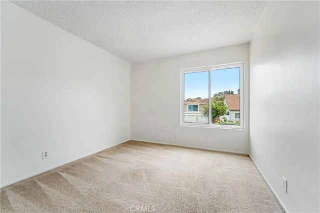 945 S Calle Venado, Anaheim Hills, CA 92807