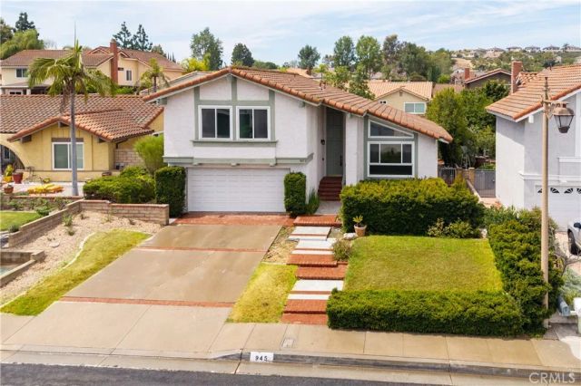 945 S Calle Venado, Anaheim Hills, CA 92807