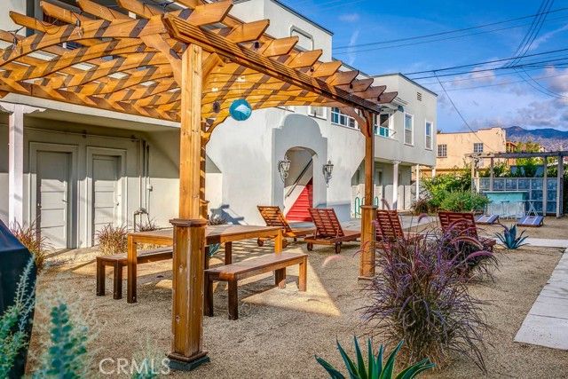 107 N Columbus Avenue A, Glendale, CA 91203