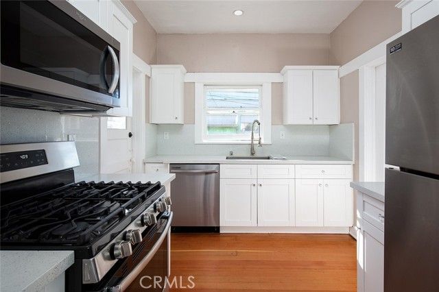 107 N Columbus Avenue A, Glendale, CA 91203