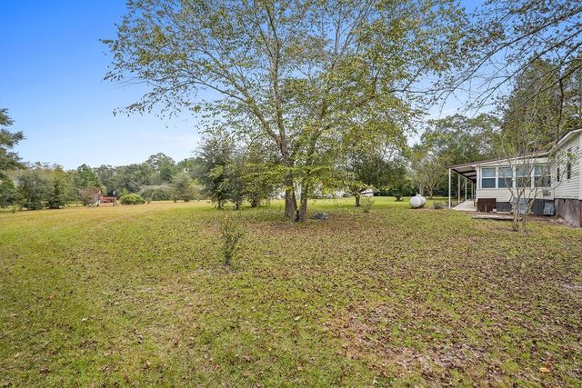 10135 E County Rd 16, Slocomb, AL 36375