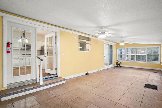 10135 E County Rd 16, Slocomb, AL 36375