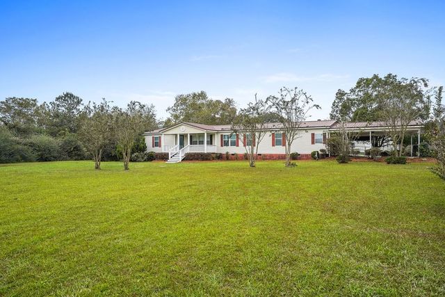 10135 E County Rd 16, Slocomb, AL 36375